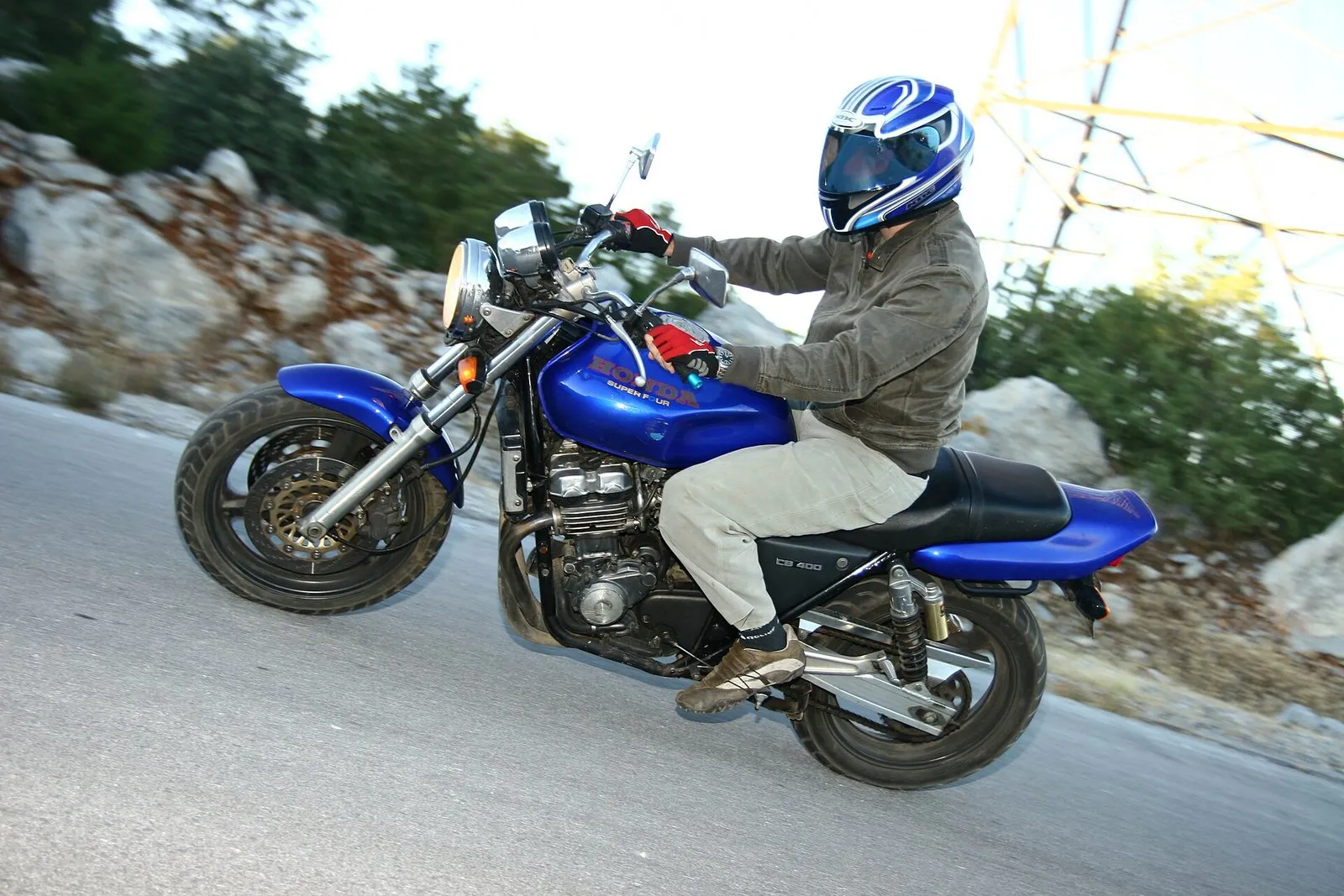 Honda CB400 Super Four 2012 г., 399 см³ — 4 фотоның 3-сі