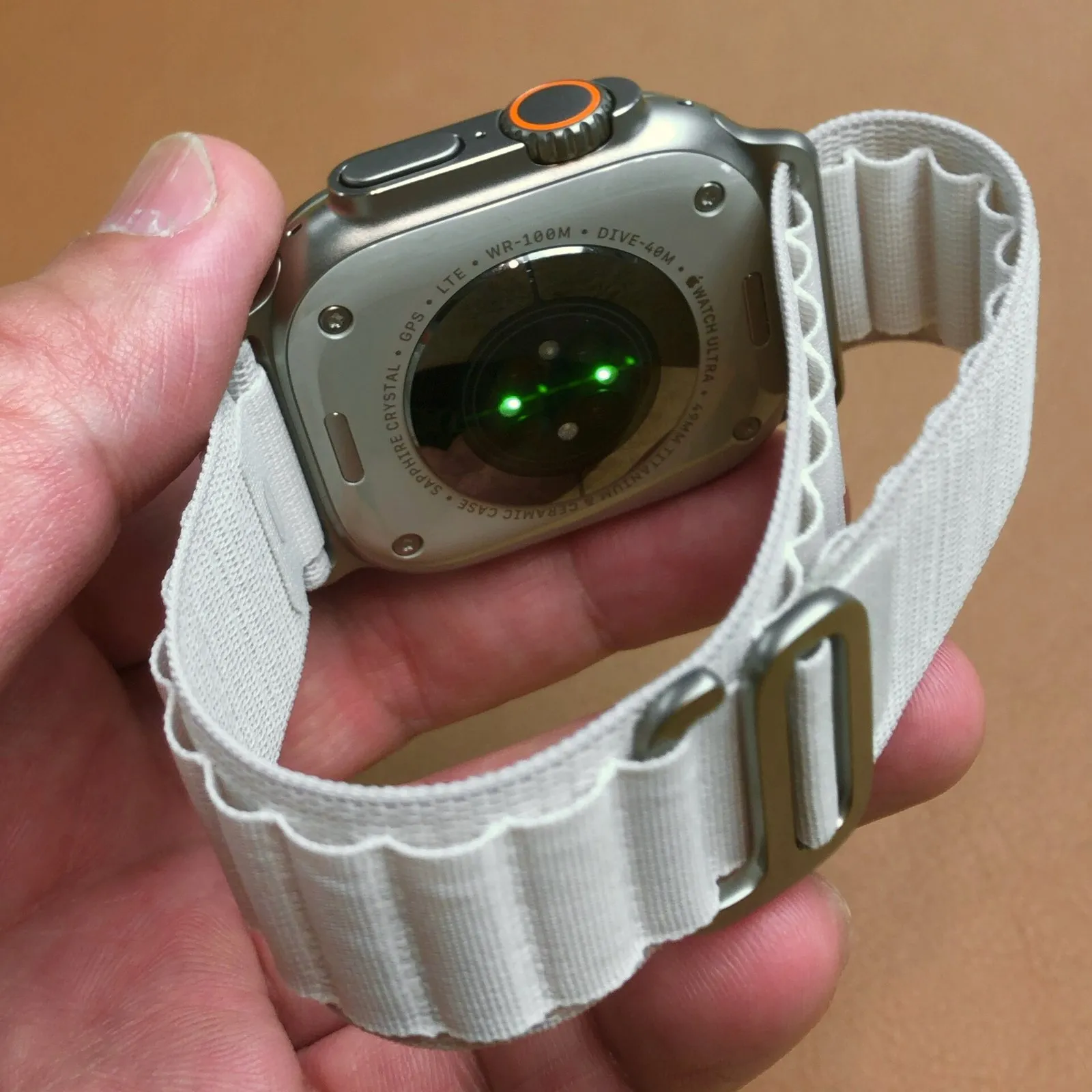 Apple Watch Ultra 2 49 мм, титан, Cellular, с чеком — Фото 4 из 4
