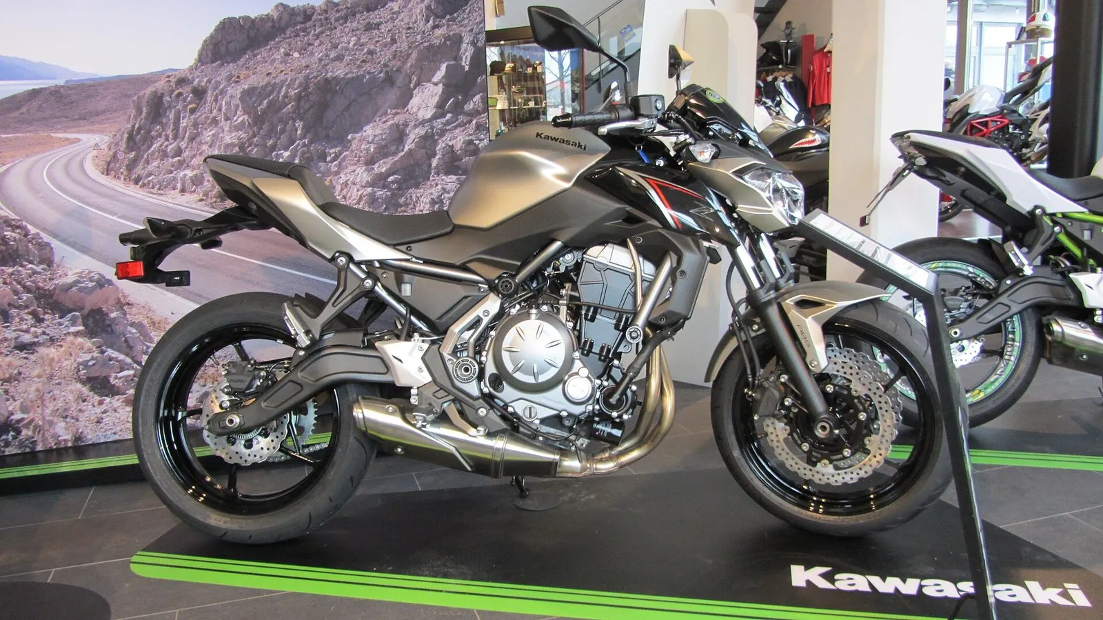 Kawasaki Z650 2020 г., 649 см³