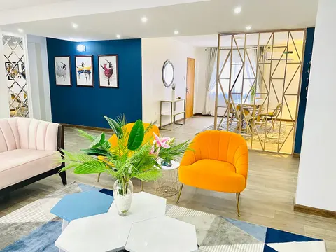 4-комнатная квартира, 142 м², 4/6 этаж, Самал-2, клубный дом