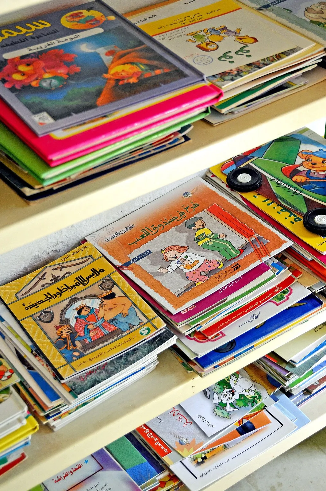Детские книги на казахском и русском, 15 штук — Фото 3 из 3