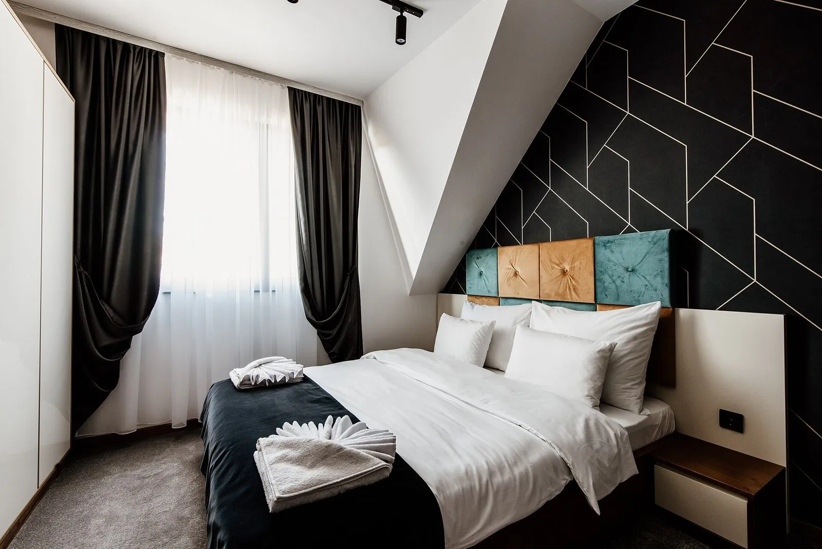 Комната 20 м² в 4-комнатной квартире, левый берег — 3 фотоның 2-сі