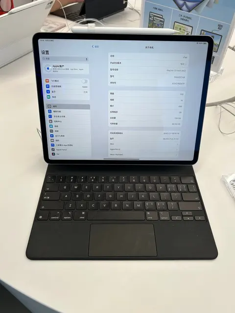 iPad Air 11 (M2) 128 ГБ Wi-Fi, синий