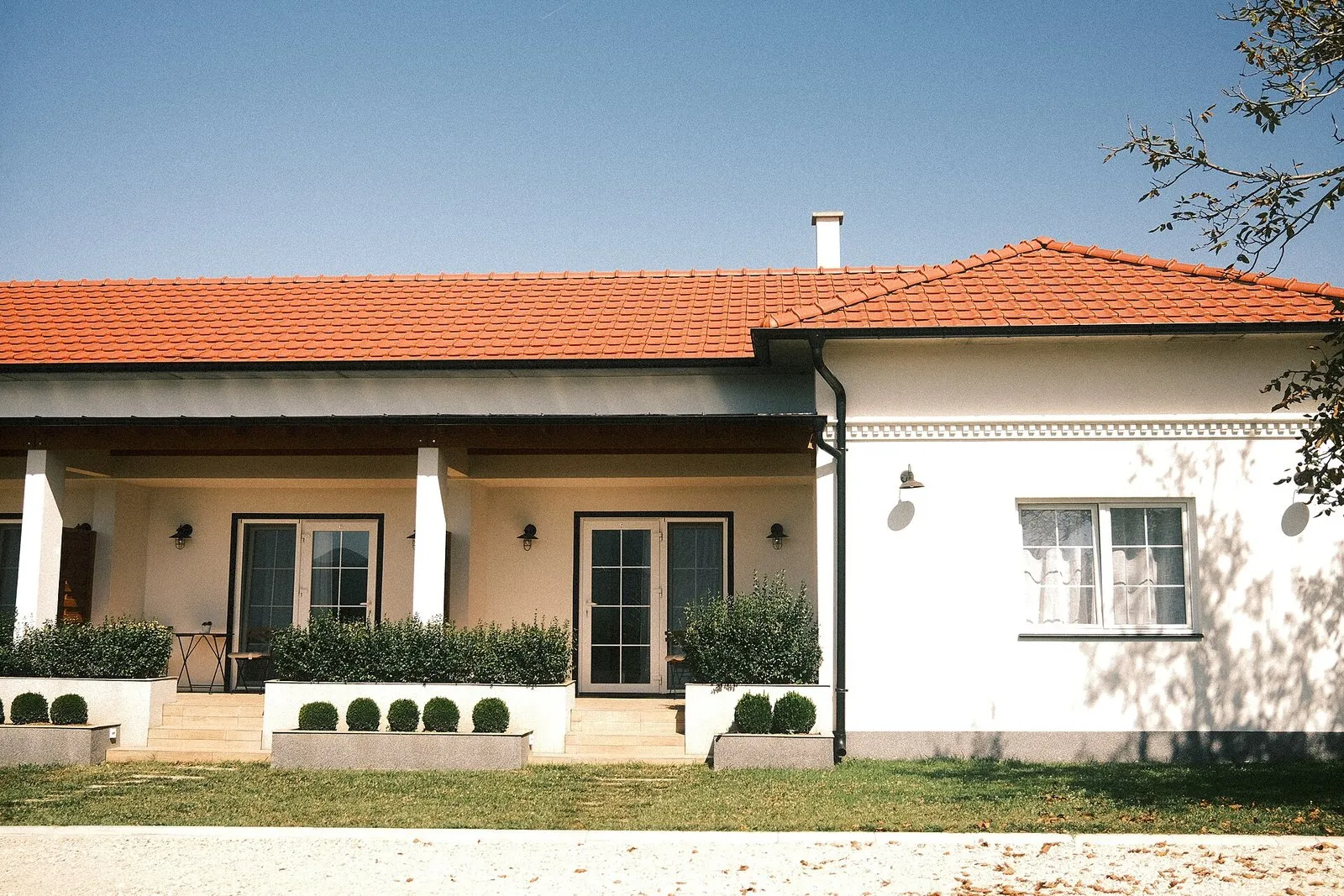 Коттедж 250 м² с бассейном, 10 соток, Талгар — Фото 2 из 5