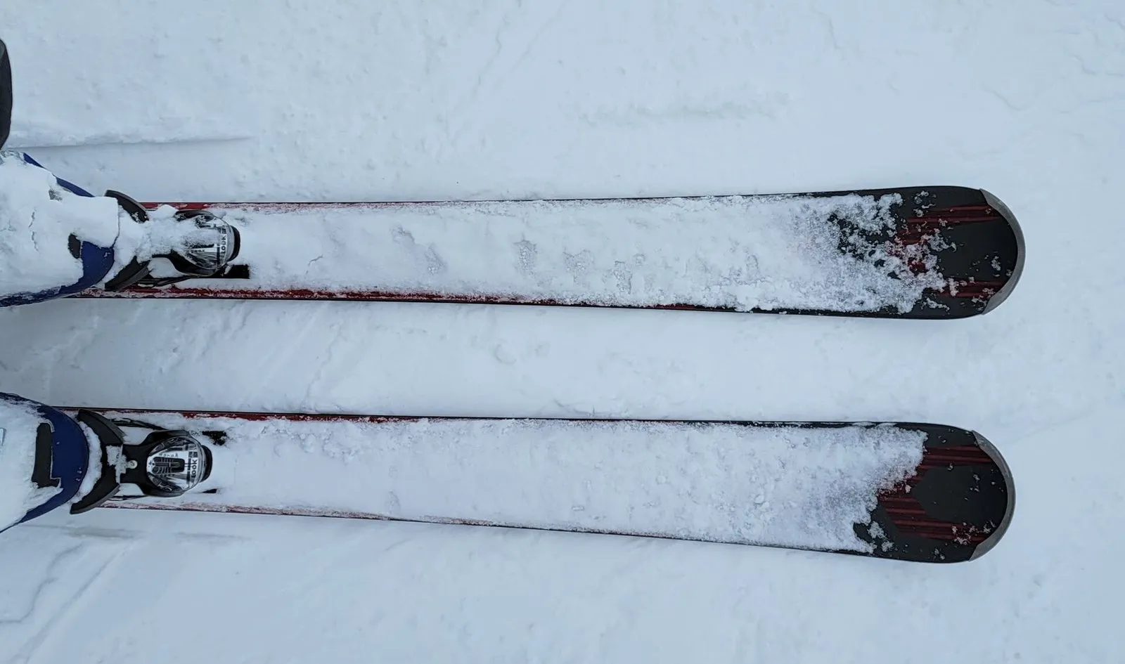 Горные лыжи Rossignol 163 см с креплениями