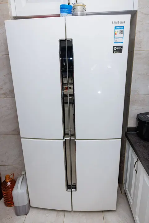 Холодильник Samsung No Frost 385 л, новый