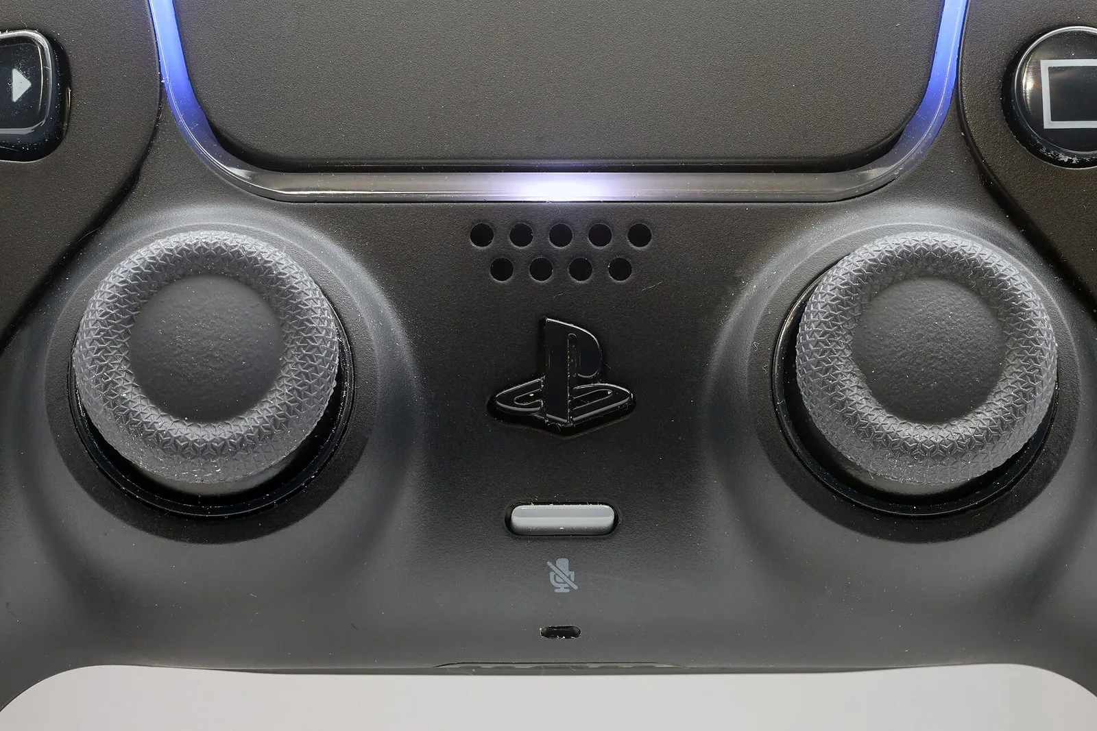 PlayStation 5 Slim с дисководом, 1 ТБ, 2 геймпада — Фото 5 из 5