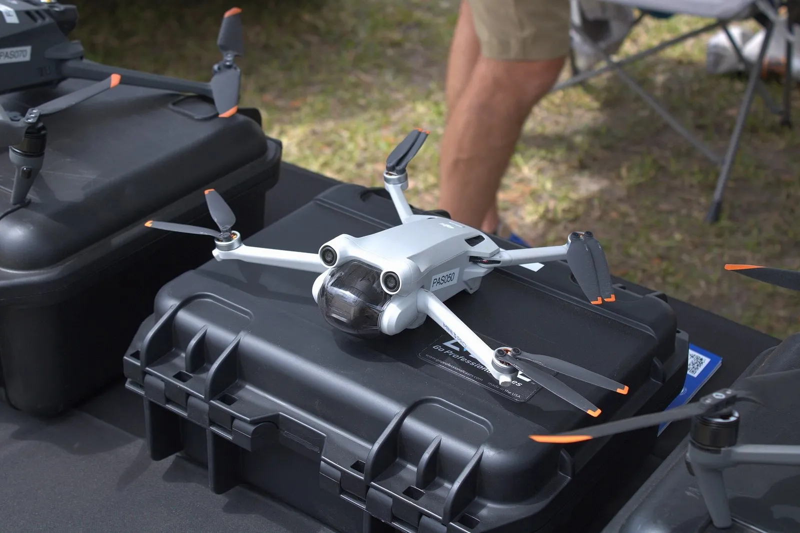 DJI Mini 4 Pro Fly More Combo, налёт 6 часов — 4 фотоның 3-сі