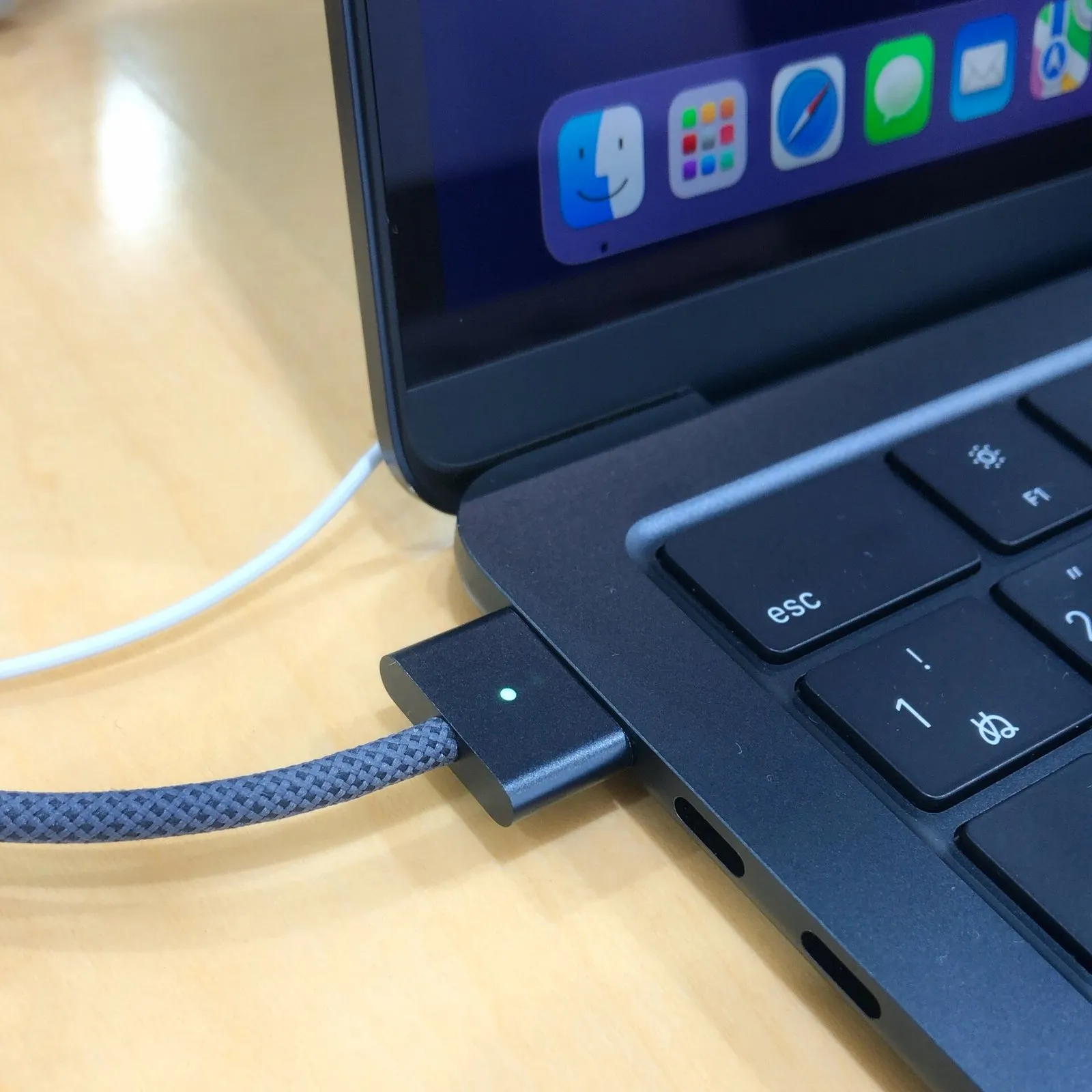 MacBook Air 13 M2 8/256 ГБ, Midnight, 96 циклов — Фото 3 из 5