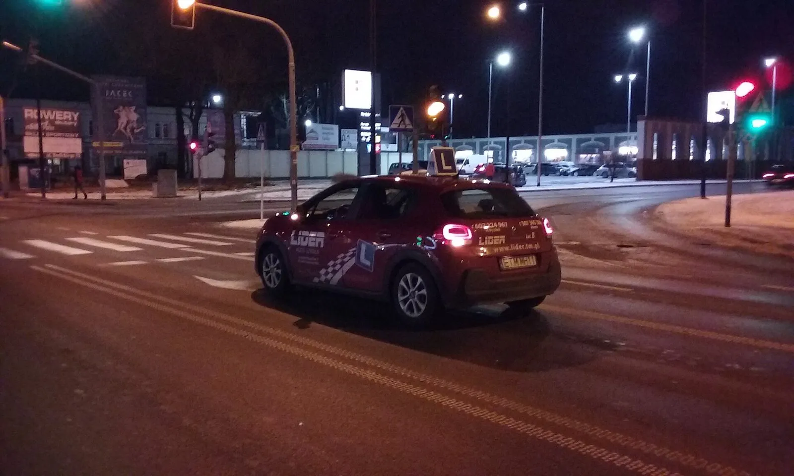 Автоинструктор на механике и автомате, пробный урок — Фото 2 из 3