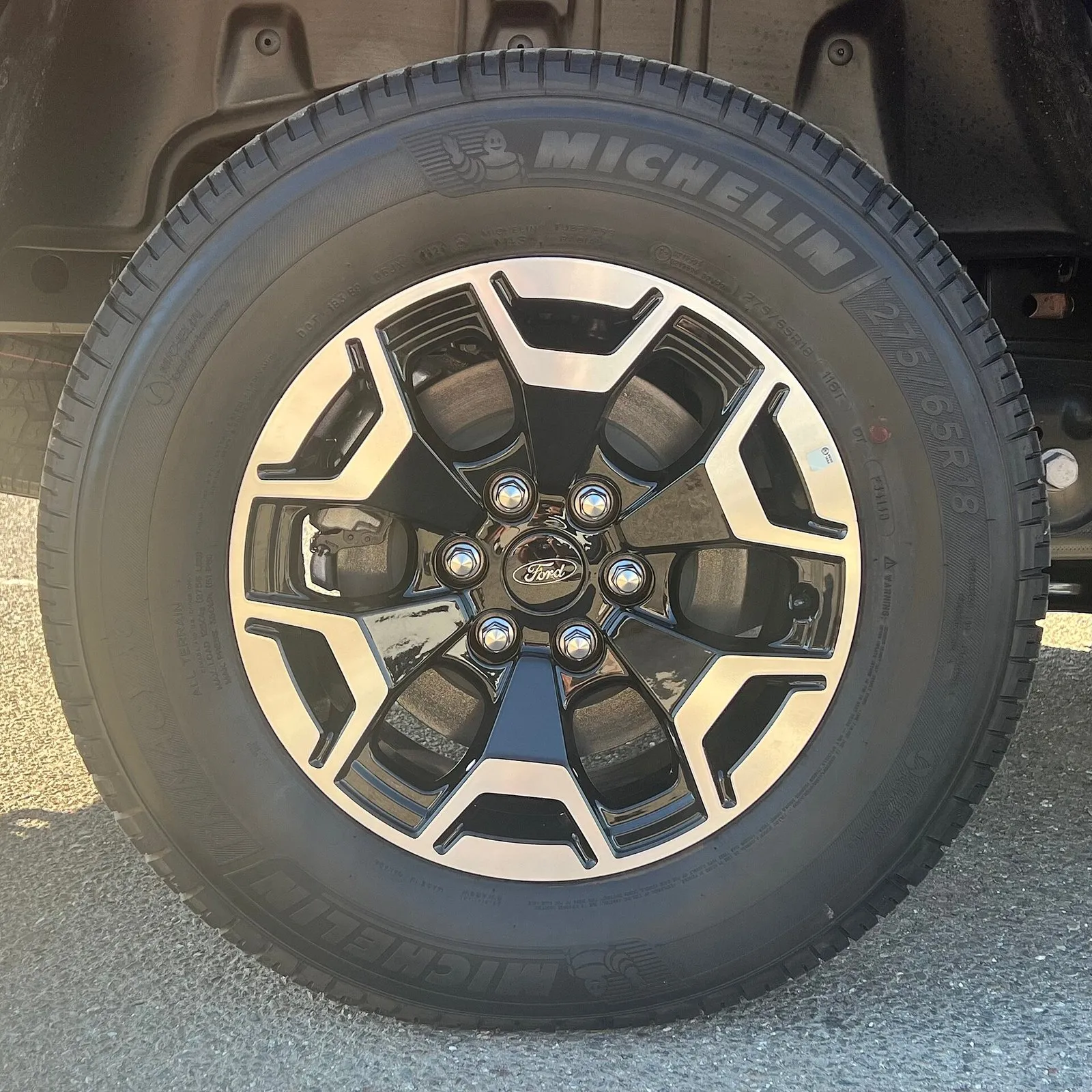 Летние шины Michelin Primacy 4 215/55 R17, новые — 4 фотоның 4-сі