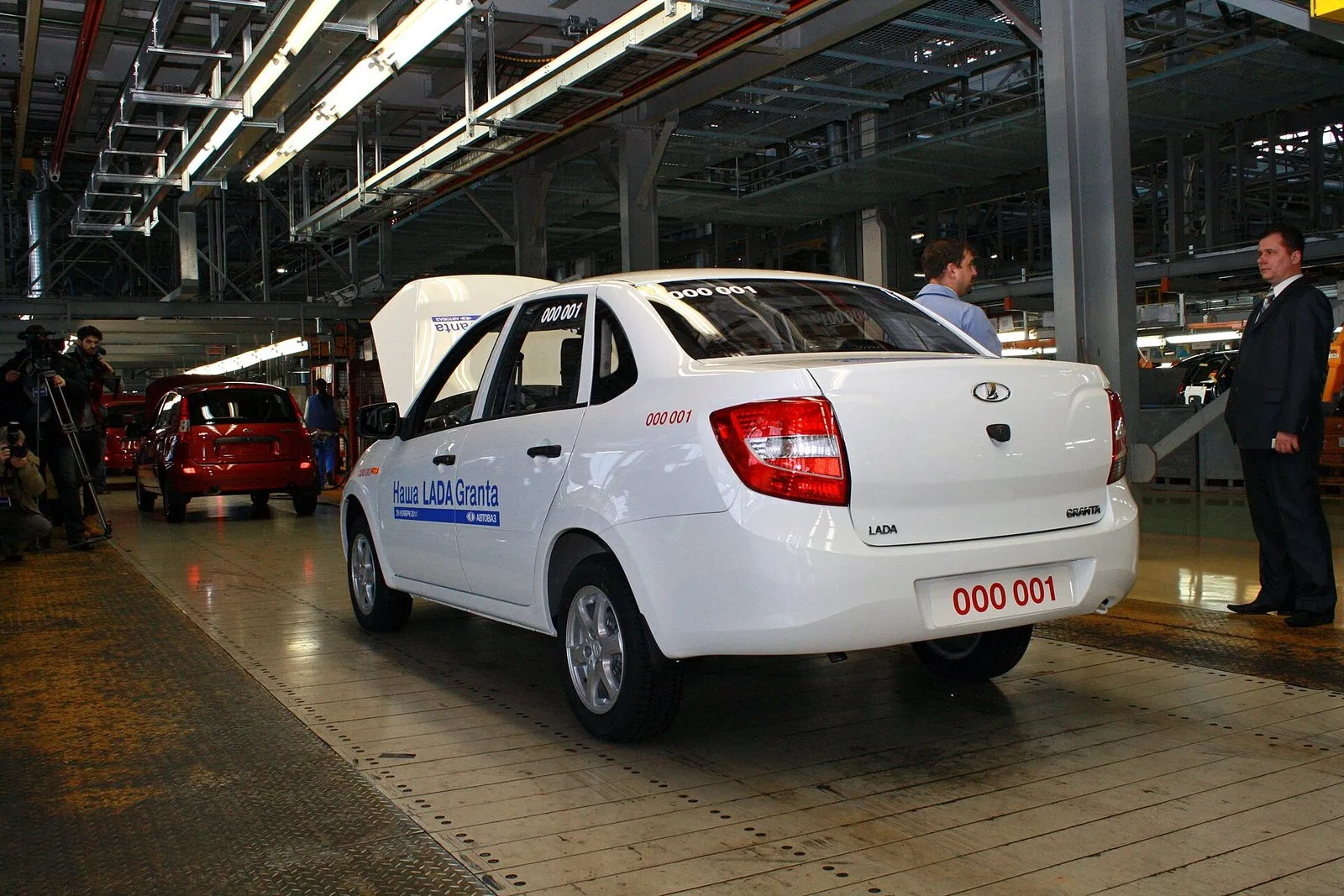 ВАЗ (Lada) Granta 2021 г., 1.6 л, механика — Фото 3 из 4