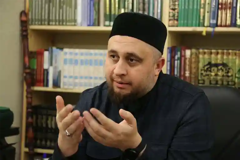 Рустам хазрат Хайруллин