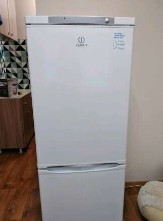 holodilnik indesit es20