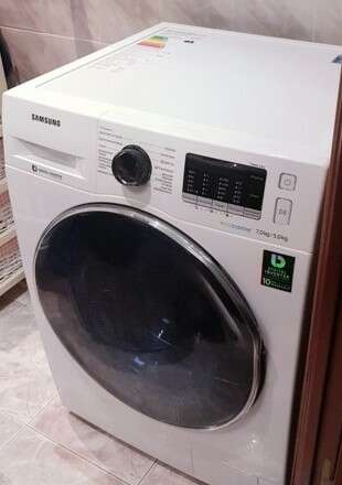 ctiralnaya mashina s sushkoj samsung wd70j5410aw ld