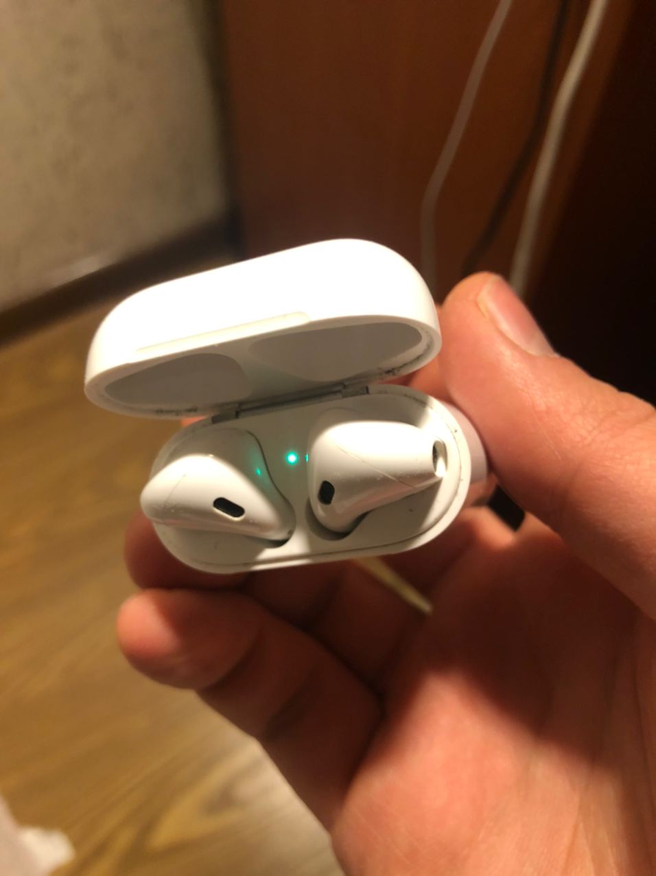 Наушники-гарнитура Apple Airpods MV7N2RU/A White в Алматы - цены ...