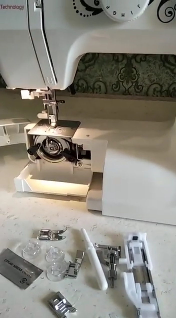 Купить Швейная Машина Janome 1547