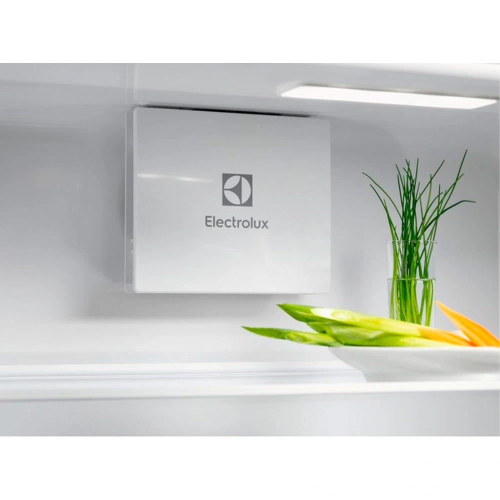 Встраиваемый холодильник Electrolux LND5FE18S - фото 3