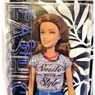 Кукла Mattel Барби Fashionistas with style Denim Skirt DGY58