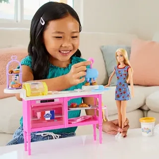 Игровой набор Barbie Core Dolls Кондитерская HJY190 
