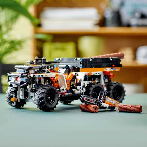 Конструктор LEGO Внедорожный грузовик Technic 42139 / 764 детали - фото 5