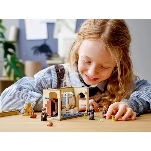 LEGO  конструкторы Гарри Поттер Хогвартс: айналымдағы дәрілік сусынның қателігі (76386) / 217 деталь - фото 9