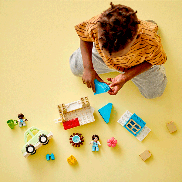 LEGO  конструкторы Дупло Доңғалақпен қозғалатын отбасылық үй  (10986) / 31 деталь