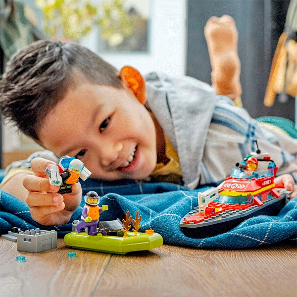 Конструктор LEGO Город Пожарная лодка (60373) / 144 детали - фото 5