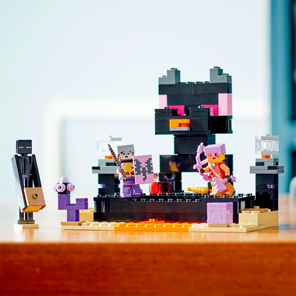Конструктор LEGO Minecraft Арена в Крае (21242) / 251 деталь