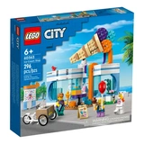 Конструктор LEGO City Магазин мороженого (60363) / 296 деталей - фото 2