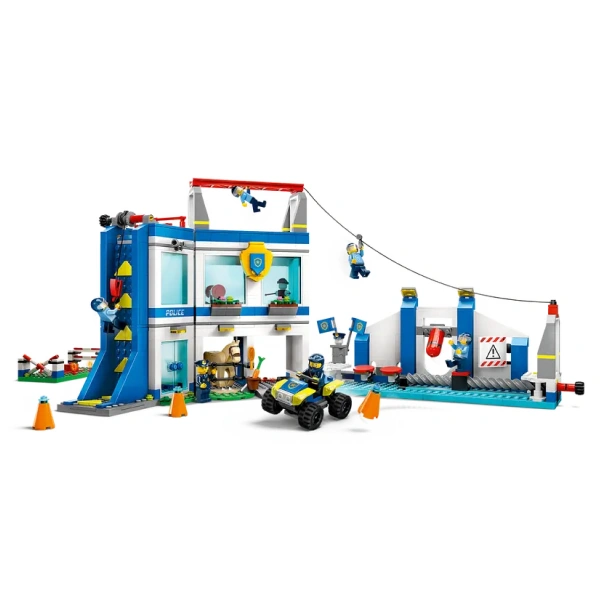 Конструктор LEGO City Полицейская академия (60372) / 823 детали