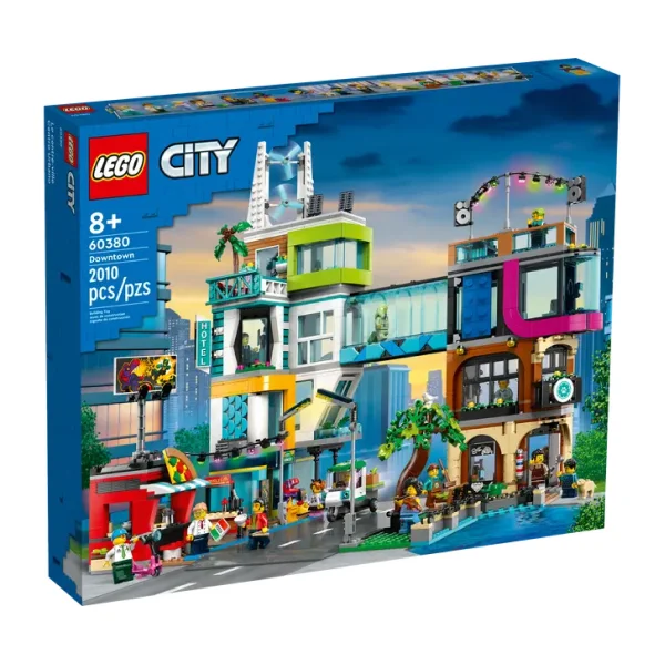 Конструктор LEGO City Центр города (60380) / 2010 деталей - фото 2