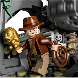 Конструктор LEGO Indiana Jones Храм Золотого Идола 77015 / 1545 деталей - фото 5