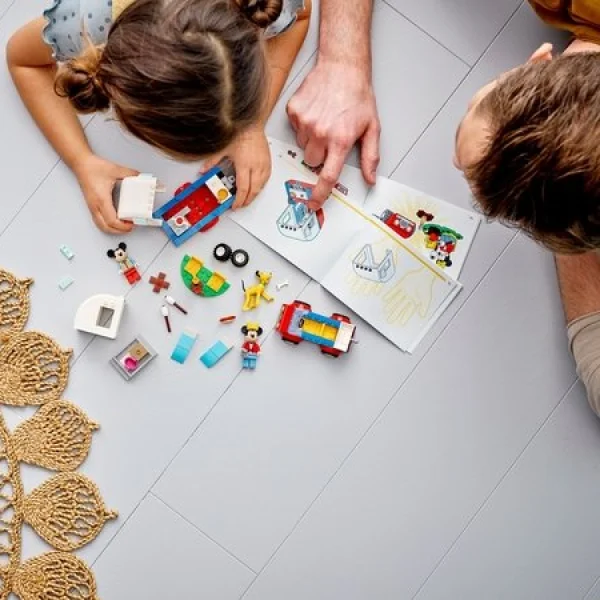 Конструктор LEGO Mickey and Friends Туристический поход Микки Маус и Минни Маус 10777 / 103 детали - фото 8