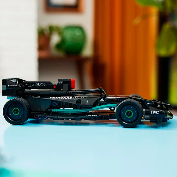 Конструктор Lego Техник Гоночный автомобиль Mercedes Pullback 42165 - фото 8