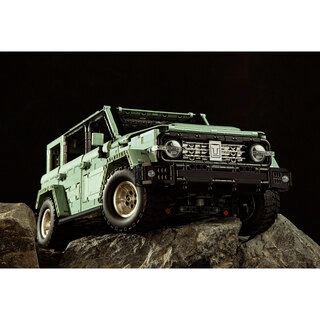 Конструктор ONEBOT Building Block Off-Road Vehicle-Tank 300 580+ OBTK300CH 