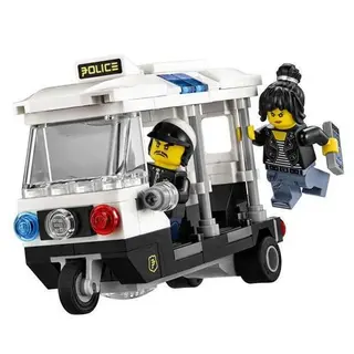Конструктор Lego Ninjago Ограбление киоска в НИНДЗЯГО Сити 70607
