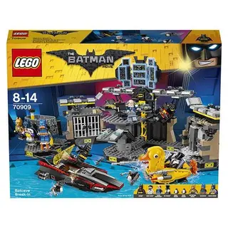 Конструктор Lego Batman Movie: Бэтмен Нападение на Бэтпещеру 70909