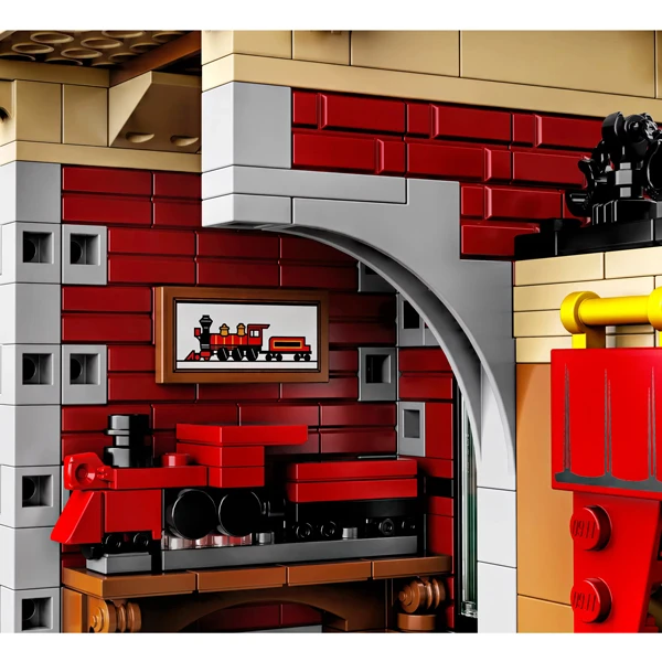 Конструктор Lego Disney Поезд и станция 71044 - фото 10