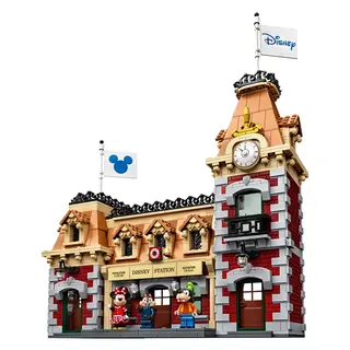 Конструктор Lego Disney Поезд и станция 71044