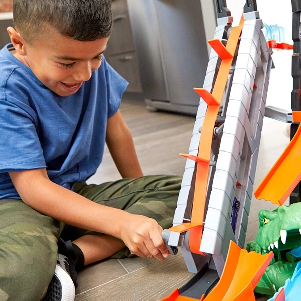 Игровой набор Hot Wheels FTB67 HW "Бешеная автомойка" - фото 6