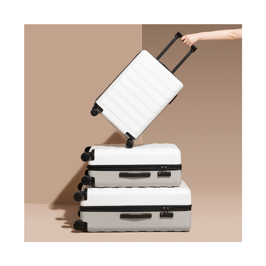 Чемодан NINETYGO Rhine Luggage 20" Moonlight white+Mocha brown 