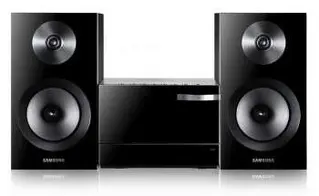 Музыкальный центр SAMSUNG MM-E330D