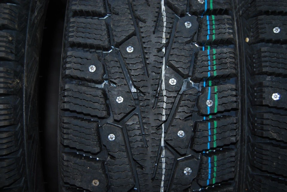 Шина Cordiant Snow Cross 215/60 R17 100T зимняя 