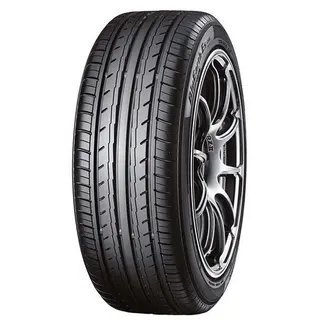 Летняя шина Yokohama Bluearth ES32 215/55 R17 94V