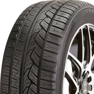 Шина Nitto NT421Q 215/60 R16 99V летняя 