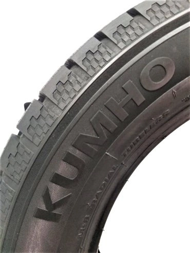 Kumho WinterCraft SUV Ice WS51 265/60 R18 114T без шипов  - фото 2