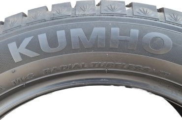 Kumho WinterCraft Wi51 225/45 R18 95T без шипов  - фото 4