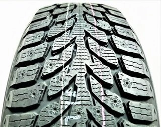 Kumho WinterCraft WI32 215/60 R16 99T шипуемая 