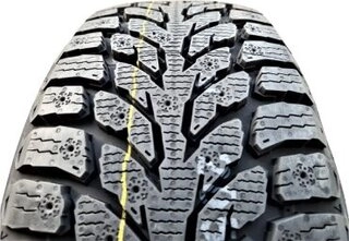 Kumho WinterCraft WI32 225/45 R18 95T шипуемая 